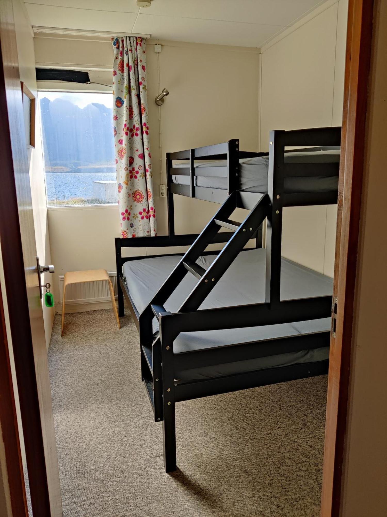 Solbrekka Guesthouse Mjoifjorthur Ngoại thất bức ảnh